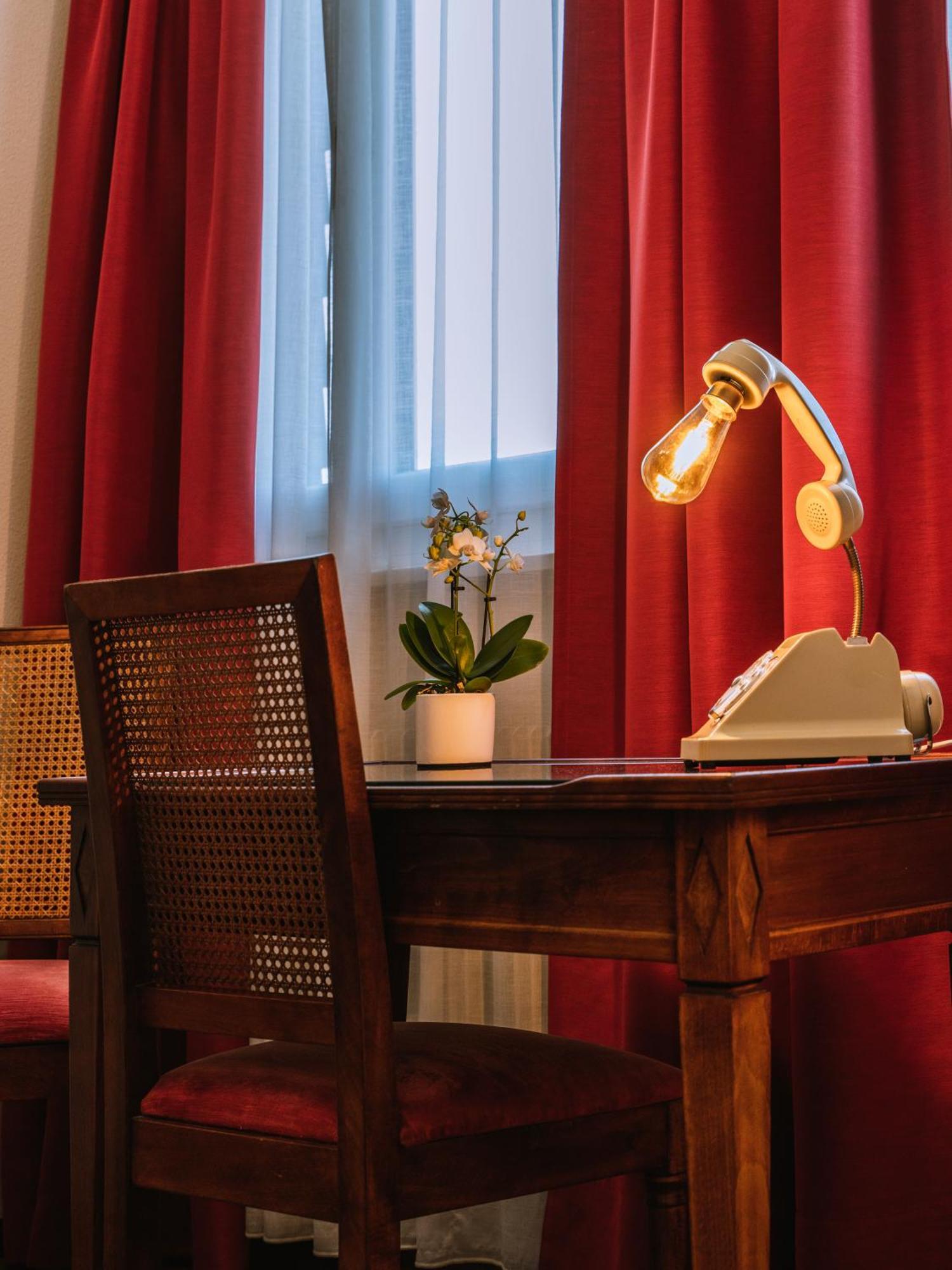 מונטרה Hotel De Chailly מראה חיצוני תמונה