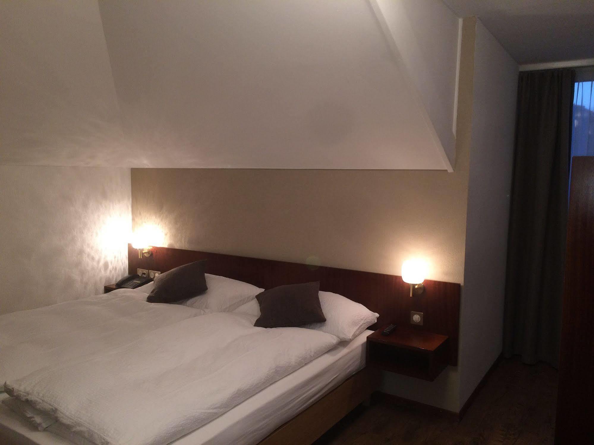 מונטרה Hotel De Chailly מראה חיצוני תמונה